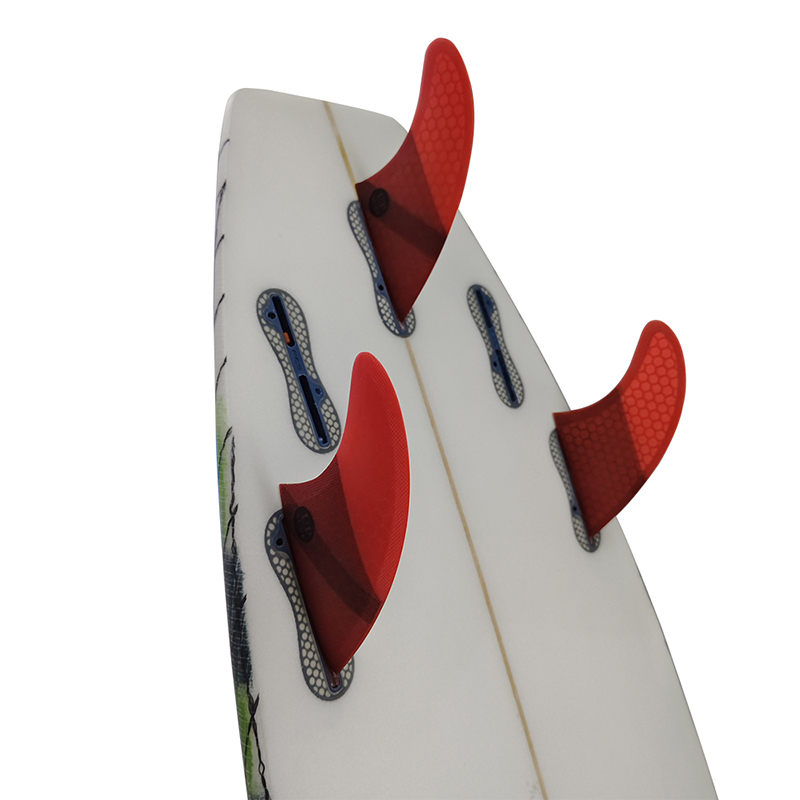 زعانف لوح ركوب الأمواج M Tri F - مراجعة Surfboard Leash وسعره