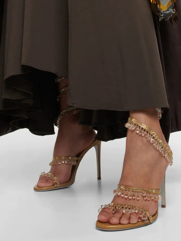 صنادل نسائية جديدة 2026 بتصميم - مراجعة Water Shoes وسعره