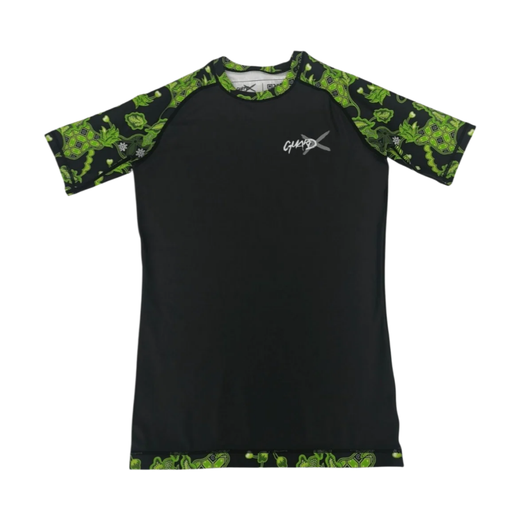 معدات فنون القتال المختلطة وال - مراجعة Rash Guard وسعره