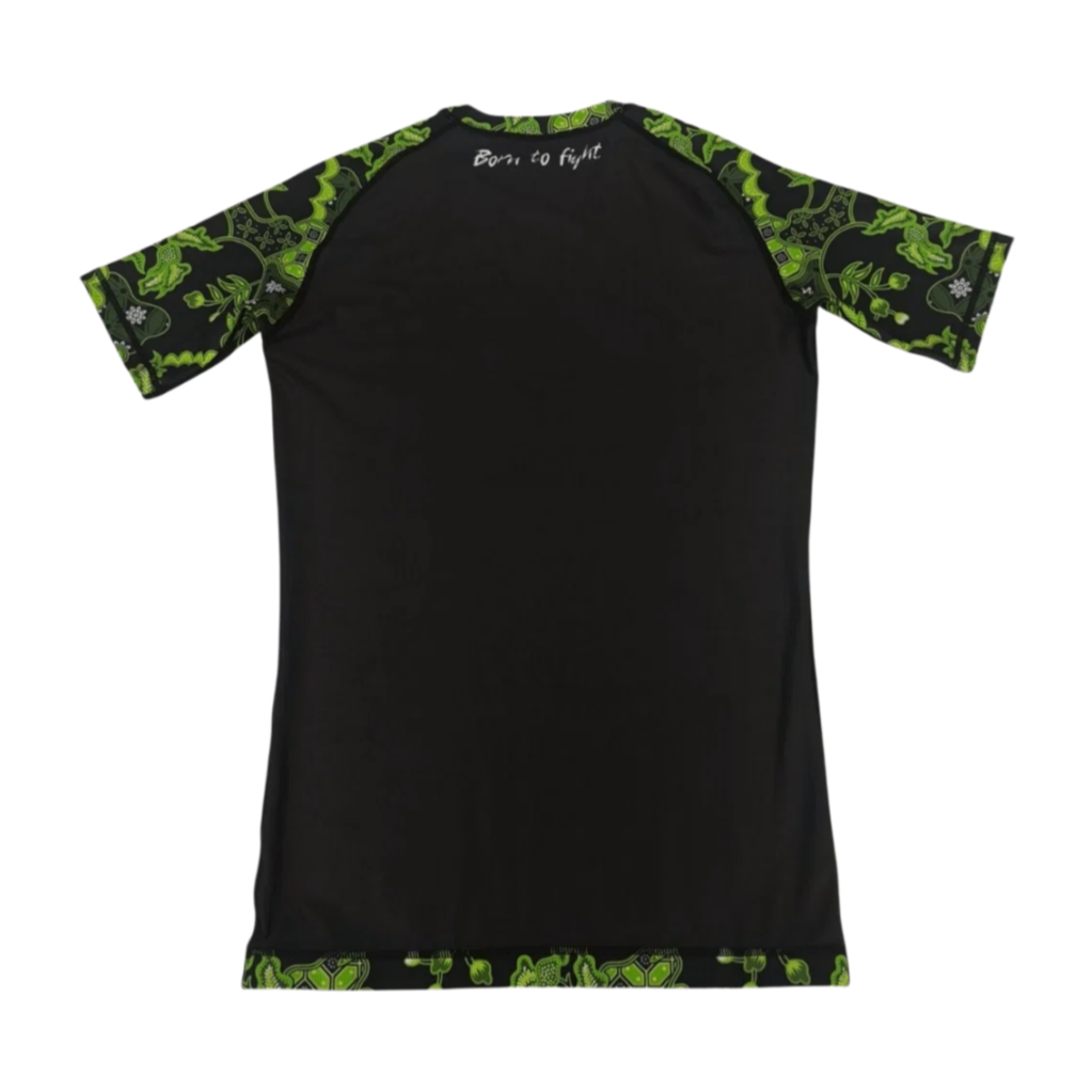 معدات فنون القتال المختلطة وال - مراجعة Rash Guard وسعره